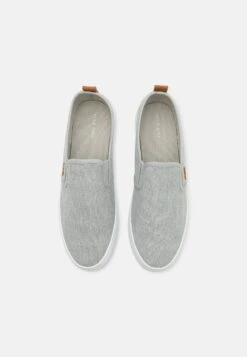 Pier One Unisex - Mocassins - Grey -Femmes Vêtements Boutique 0e9bfb17e78046e196be62cb137c42bf scaled