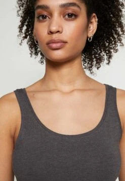 Anna Field Basic Tank 3Er Pack - Débardeur - Black White Mottl -Femmes Vêtements Boutique 19a5ea7cfa044abe92619a342057c333 scaled