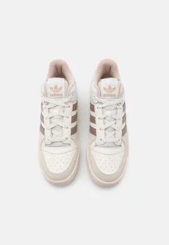 Adidas Originals Forum Unisex - Baskets Basses - Core White/Chalky Brown/Taupe 13 Adidas Originals Forum Unisex - Baskets Basses - Core White/Chalky Brown/Taupe -Femmes Vêtements Boutique 3aacf48a51584572acecb25c5d32bba3 scaled