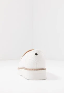 Mocassins - White 12 Mocassins - White -Femmes Vêtements Boutique 3cd5b6940b634682a901f4f2307669aa scaled