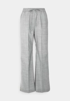 MAX & Co. Grissino - Pantalon Classique - Light Grey 8 MAX & Co. Grissino - Pantalon Classique - Light Grey -Femmes Vêtements Boutique 3e8704f19d2041acb9685dc03e568fde scaled