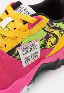 Versace Jeans Couture Baskets Basses - Citrus/Multi-Coloured -Femmes Vêtements Boutique 4625db6d0eb54ad9a22718118a5634d1 scaled