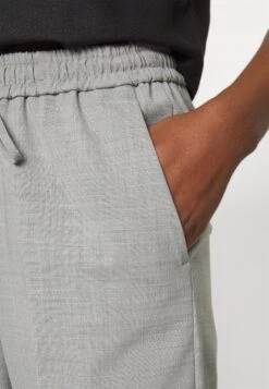 MAX & Co. Grissino - Pantalon Classique - Light Grey 9 MAX & Co. Grissino - Pantalon Classique - Light Grey -Femmes Vêtements Boutique 46eb8c178f8d4ad49073c5a3fd3e5f7f scaled