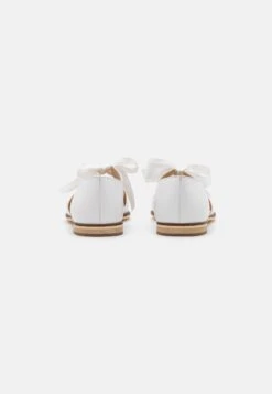 Anna Field Leather - Babies - White -Femmes Vêtements Boutique 6cf0fe9ddbbc4ce48de11b5b91686845 scaled