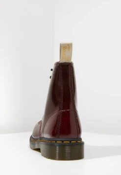Dr. Martens Winchester Ii Boot 1460 Vegan - Bottines À Lacets - Cherry 9 Dr. Martens Winchester Ii Boot 1460 Vegan - Bottines À Lacets - Cherry -Femmes Vêtements Boutique 755c08d56bda4a5eba7a2316d348f0cf