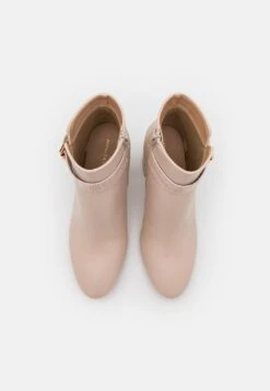 Anna Field Boots À Talons - Beige -Femmes Vêtements Boutique 80b4daa6c1064912bf6fc945f5e99ced scaled