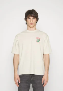 YOURTURN Crocodile Florida Graphic Tee Unisex - T-Shirt Imprimé - Beige -Femmes Vêtements Boutique 9ec5e68fe32d49e684b20f4423bf8c94 scaled