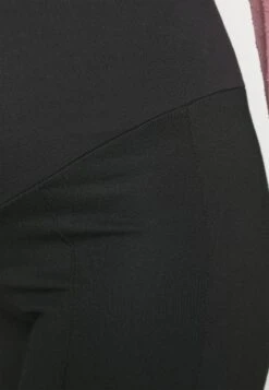 Mamalicious Mlluna Pintuc Flare Pan - Pantalon Classique - Black -Femmes Vêtements Boutique a758b1790ee4484db64c2e9d9d37f701 scaled