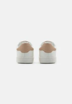 Anna Field Baskets Basses - White/Beige 9 Anna Field Baskets Basses - White/Beige -Femmes Vêtements Boutique b2b16f3470084b068680458196b2fa20 scaled