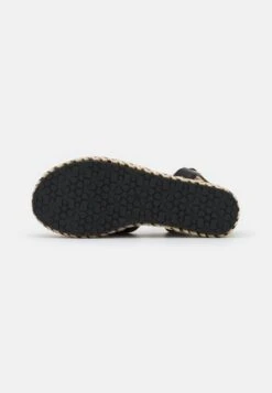 Anna Field Espadrilles - Black 10 Anna Field Espadrilles - Black -Femmes Vêtements Boutique b2b3d7551a5d4ce4aa36e9bce4a7cf43 scaled