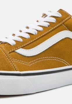 Vans Old Skool - Baskets Basses - Color Theory Golden Brown -Femmes Vêtements Boutique c1b0ac95c1594c458c62f7eef7b57b1e scaled