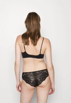 Anna Field 7 Pack - Slip - Black -Femmes Vêtements Boutique d3c96badcbe34f509a162e60f63fe9c6 scaled