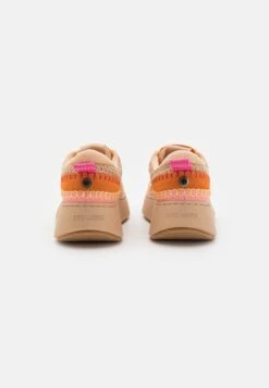 Steve Madden Doubletake - Baskets Basses - Natural/Orange -Femmes Vêtements Boutique d71ec9323f0e4bc881d367b765a4fde6 scaled