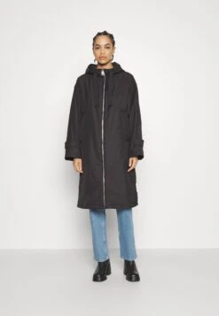 Marc O'Polo Coat Long Padded Fixed Hood Zipper Drawstring Waist - Parka - Black -Femmes Vêtements Boutique e18c33441d1a49fbbf75e776cd2a847b scaled