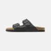 Pier One Leather Unisex - Mules - Black
