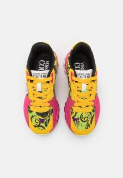 Versace Jeans Couture Baskets Basses - Citrus/Multi-Coloured -Femmes Vêtements Boutique fdbfba3fc07a43d28700e954587b8f4f scaled