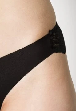 Anna Field 7 Pack - Slip - Black -Femmes Vêtements Boutique fdd7028d66eb472f801eed1d4fea5591 scaled